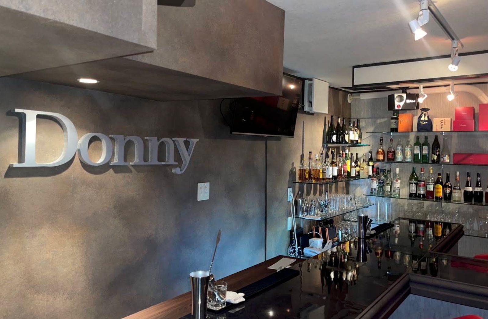 ガールズバー Donny 店内写真